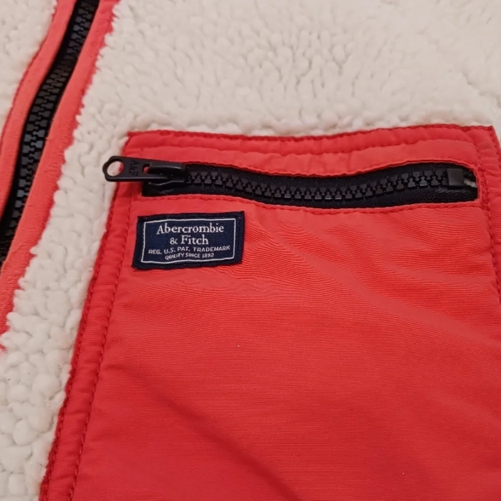 Abecrombie & Fitch Retro Faux Fur Heavy Sweater size Small for Men Unisex - Picture 6 of 11